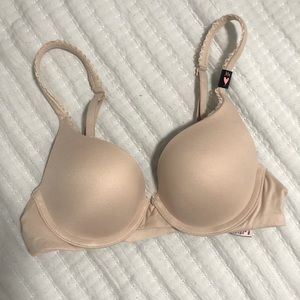 30B Victoria’s Secret Push-up Bra